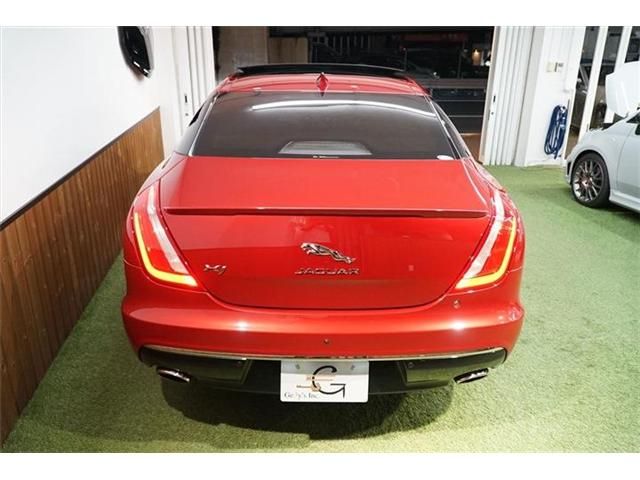 Jaguar XJ SERIES 2018-11 14057-9