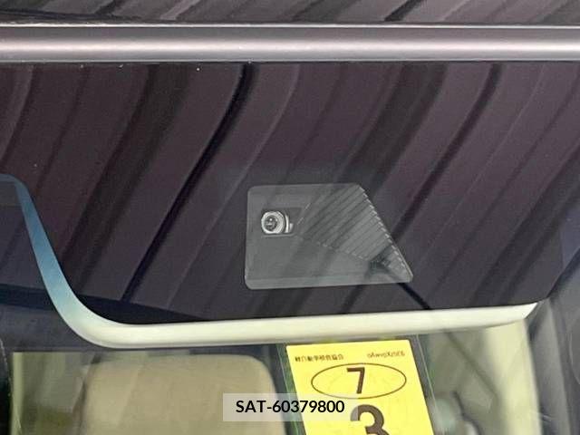 Honda N BOX 2022-03 307393-2