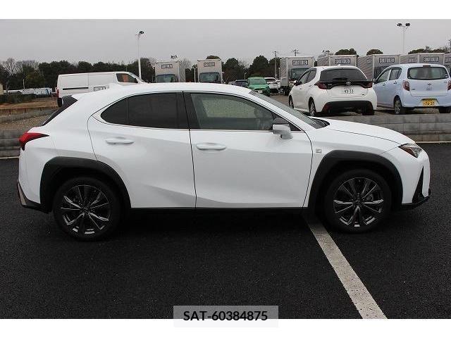 Lexus UX 2018-12 216959-8