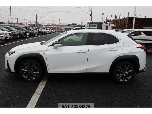 Lexus UX 2018-12 216959-6