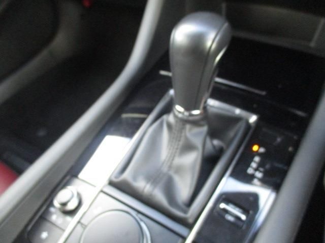 Mazda MAZDA3 2019-07 186603-7