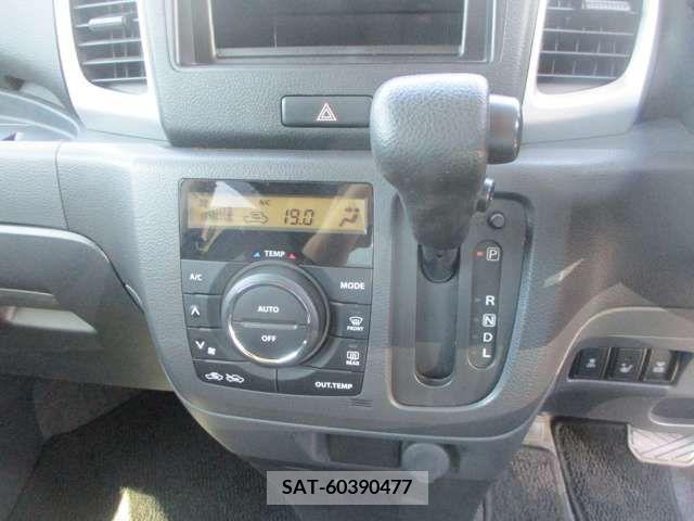 Suzuki SPACIA 2015-12 353081-18