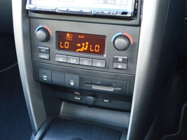 Peugeot 207 2008-05 185816-10