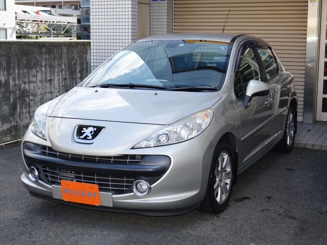 Peugeot 207 2008-05 185816-2