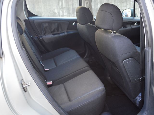 Peugeot 207 2008-05 185816-12