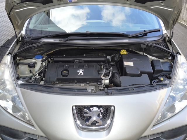 Peugeot 207 2008-05 185816-17