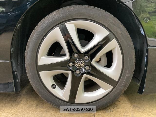 Toyota PRIUS 2017-06 366599-16