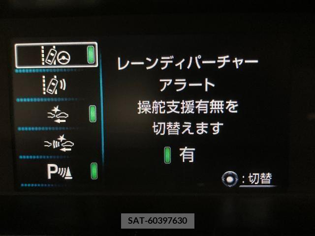 Toyota PRIUS 2017-06 366599-7