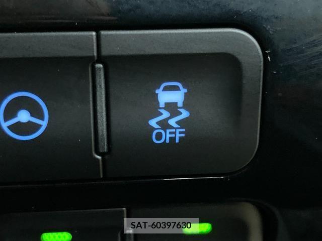 Toyota PRIUS 2017-06 366599-25