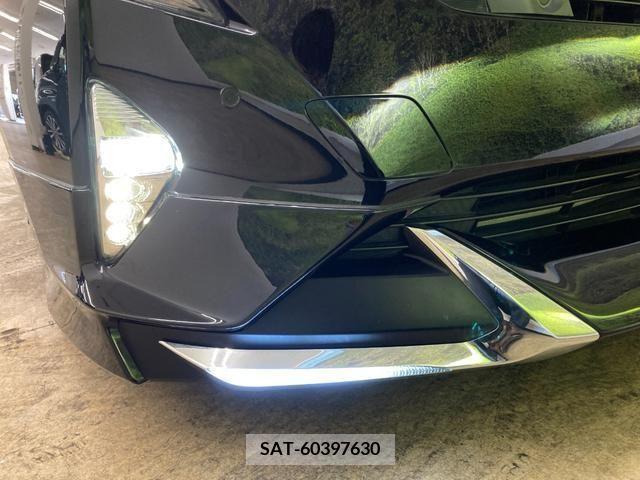 Toyota PRIUS 2017-06 366599-14