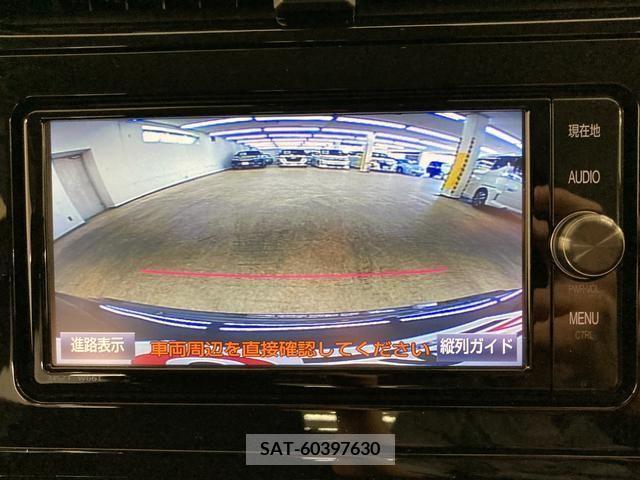 Toyota PRIUS 2017-06 366599-5