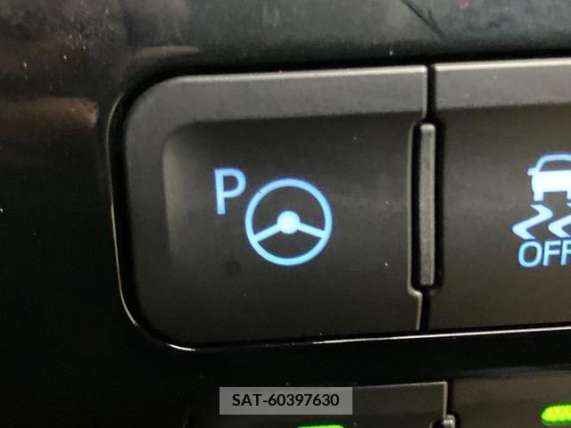 Toyota PRIUS 2017-06 366599-24