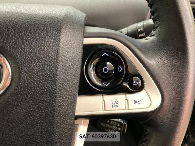 Toyota PRIUS 2017-06 366599-19