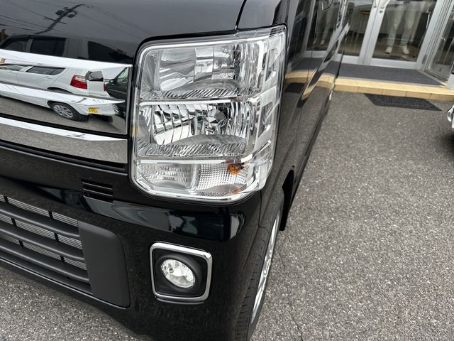Suzuki EVERY WAGON 2023-02 810-11