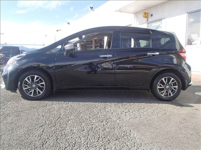 Nissan NOTE 2017-03 182319-8