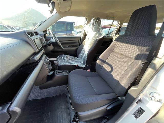 Toyota SUCCEED VAN 2017-10 19376-1