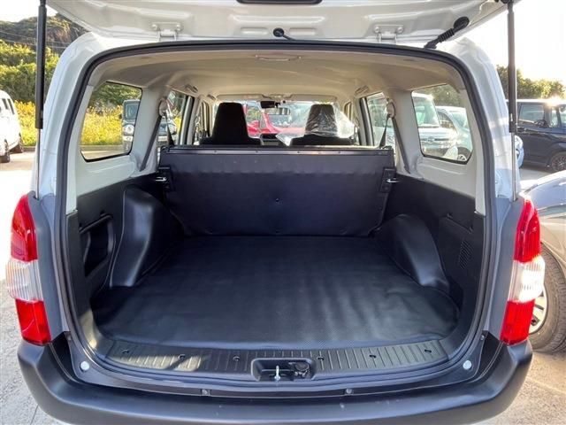 Toyota SUCCEED VAN 2017-10 19376-3