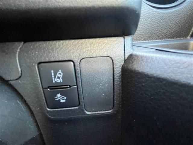 Toyota SUCCEED VAN 2017-10 19376-8