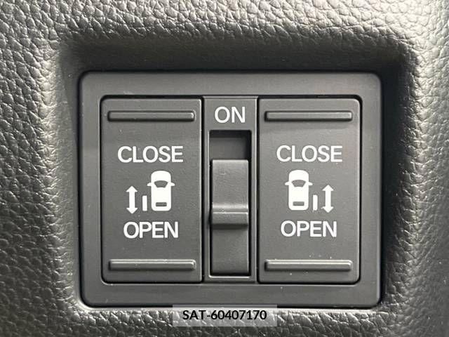 Honda N BOX CUSTOM 2019-07 349504-3