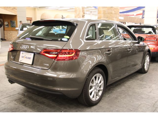 Audi A3 2016-06 9600-24