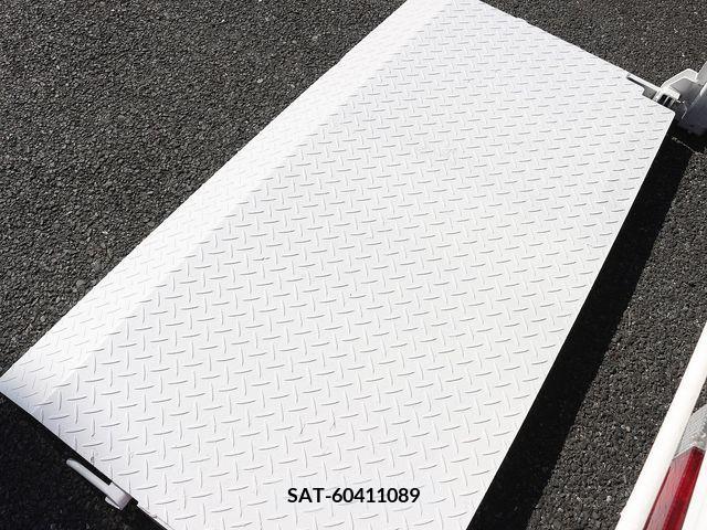 Mitsubishi CANTER 2017-03 204384-9