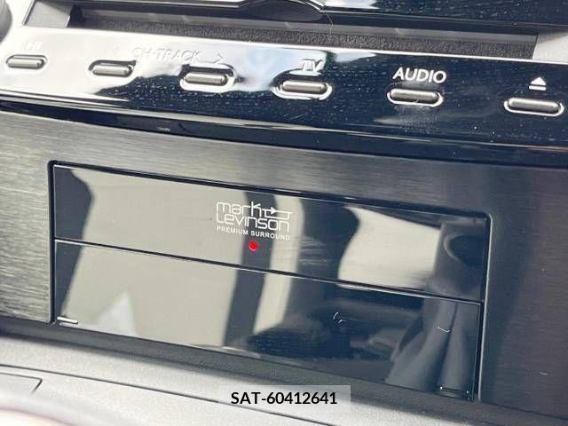 Lexus IS 2021-10 228450-3