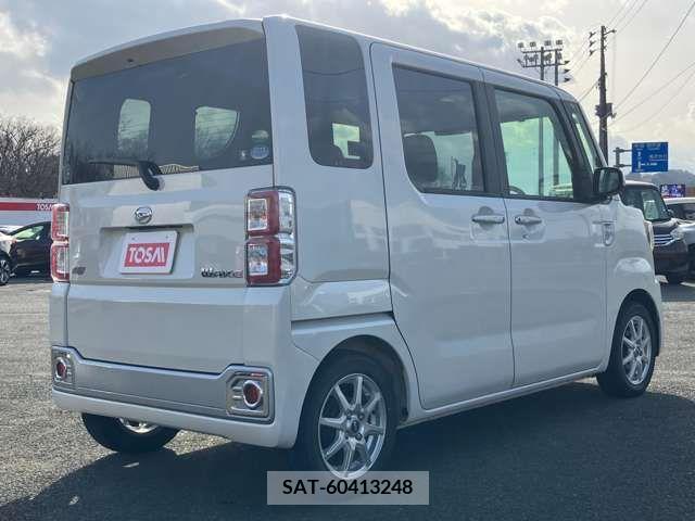 Daihatsu WAKE 2015-03 291743-4