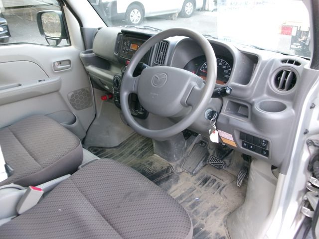 Mazda SCRUM VAN 2018-10 190532-1