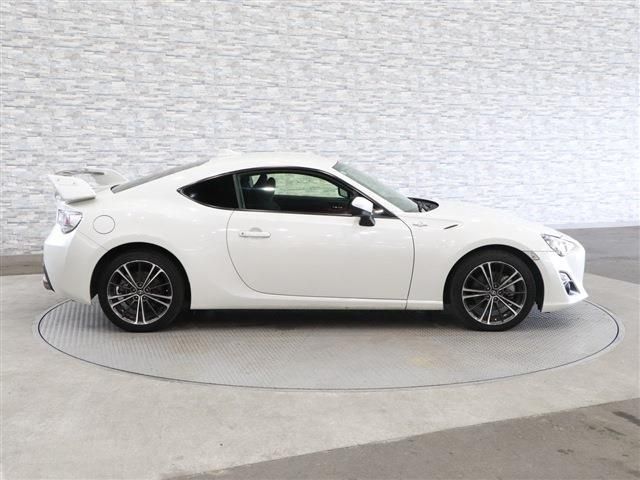 Toyota 86 2016-06 24147-8