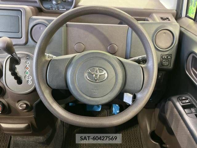Toyota SPADE 2014-06 286030-11