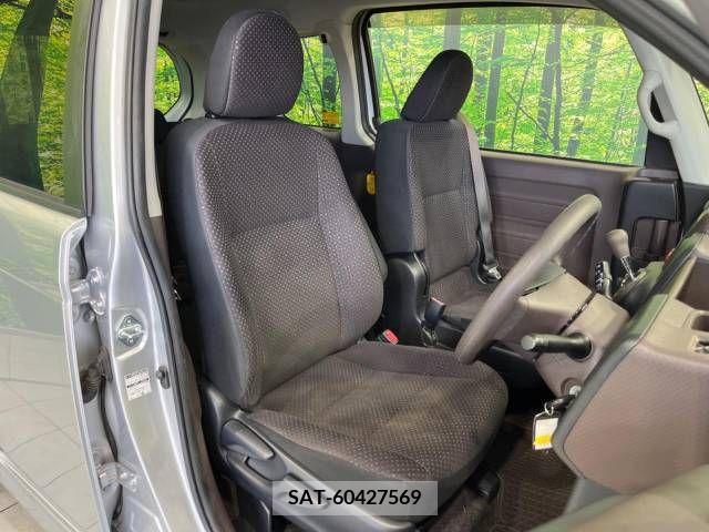Toyota SPADE 2014-06 286030-8