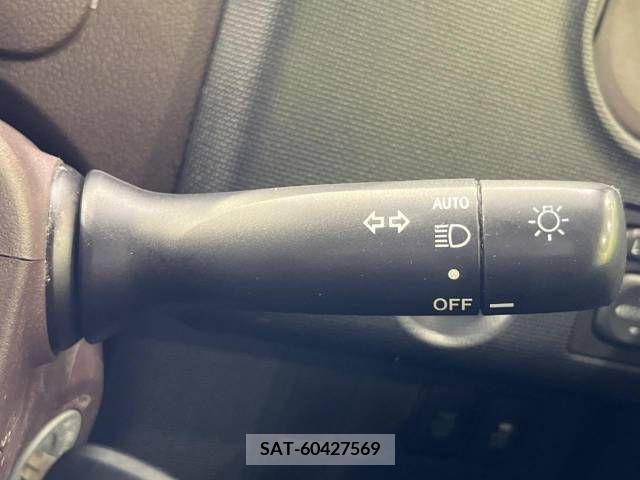 Toyota SPADE 2014-06 286030-3