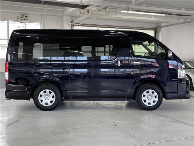 Toyota HIACE VAN 2019-08 13148-4