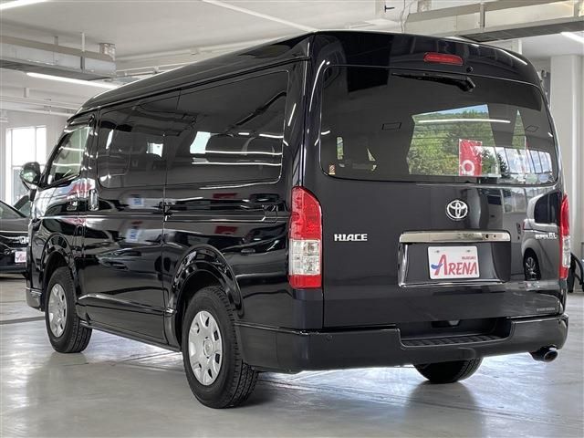 Toyota HIACE VAN 2019-08 13148-7