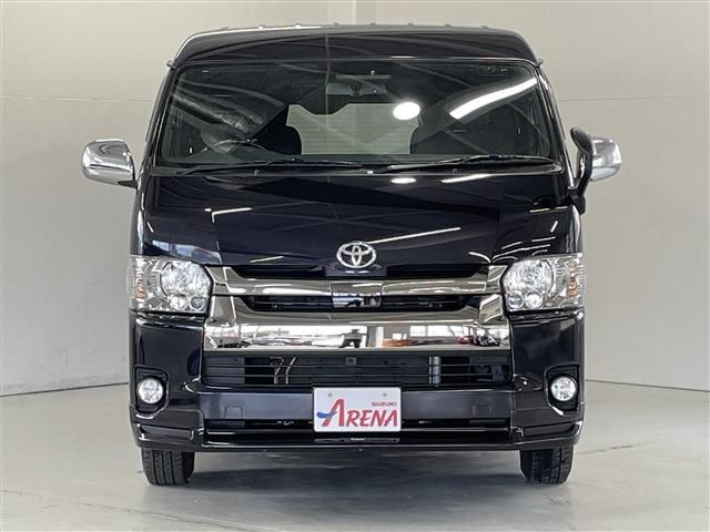 Toyota HIACE VAN 2019-08 13148-2