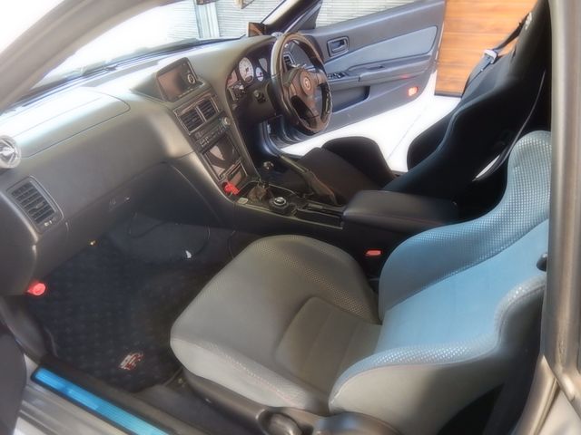 Nissan SKYLINE GT-R 1999-02 13155-18