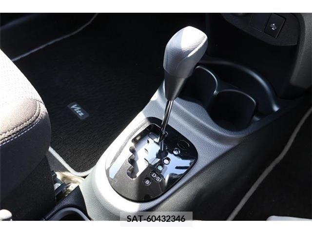 Toyota VITZ 2019-03 213569-7
