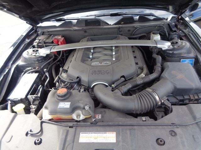 Ford MUSTANG 2013-08 190831-18