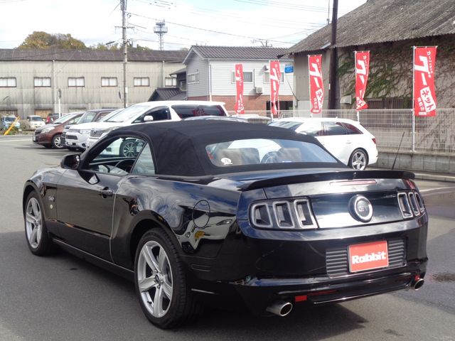 Ford MUSTANG 2013-08 190831-8