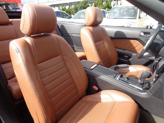 Ford MUSTANG 2013-08 190831-15