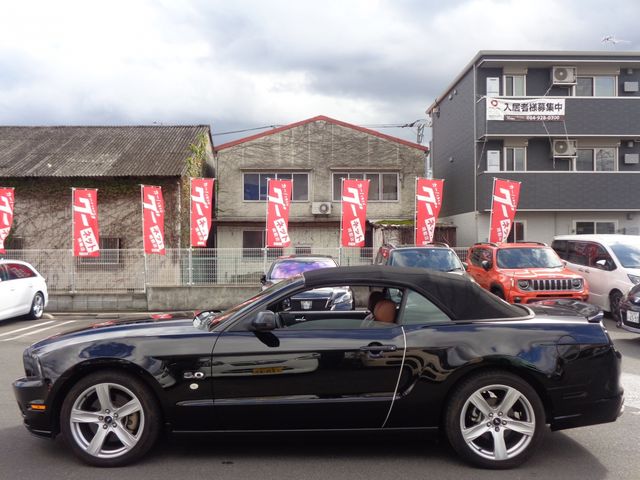 Ford MUSTANG 2013-08 190831-7