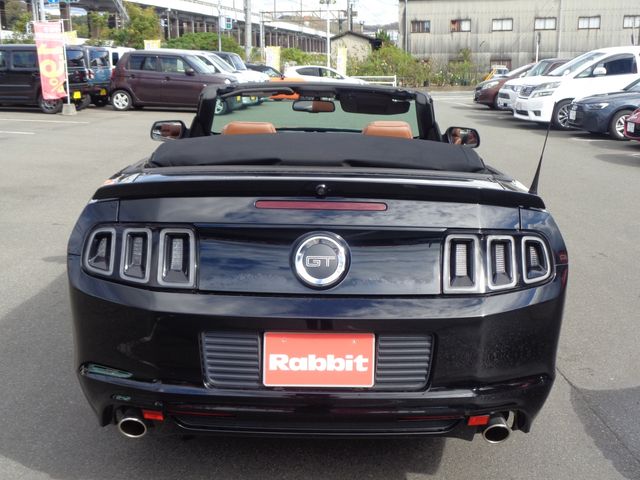 Ford MUSTANG 2013-08 190831-2