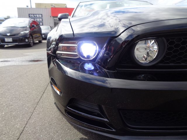 Ford MUSTANG 2013-08 190831-4