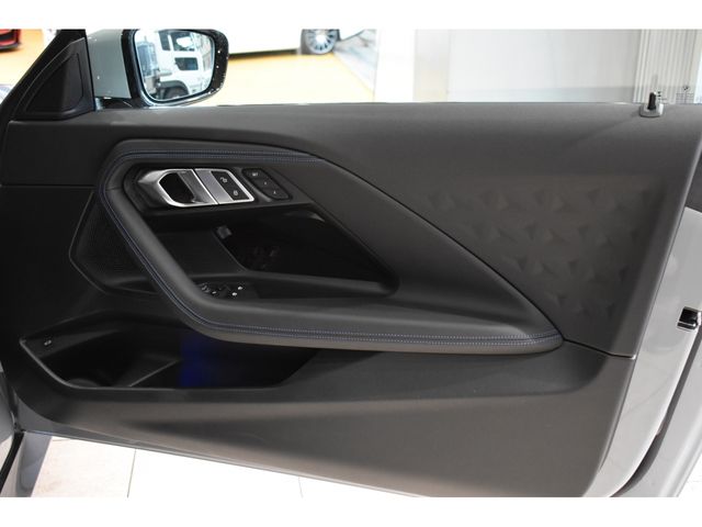 Bmw 2 SERIES 2022-03 12137-11