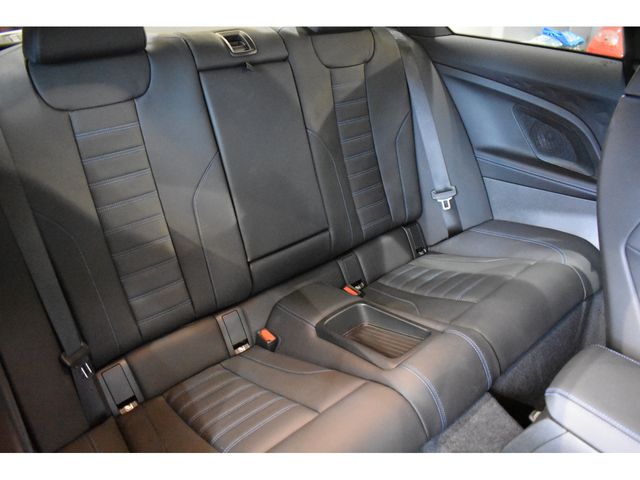 Bmw 2 SERIES 2022-03 12137-9