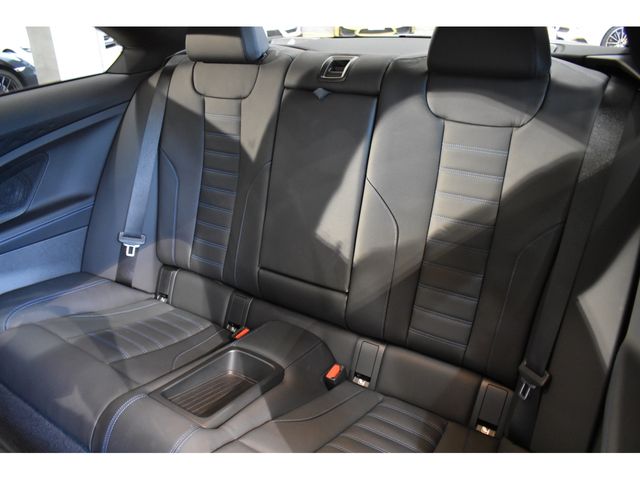 Bmw 2 SERIES 2022-03 12137-25