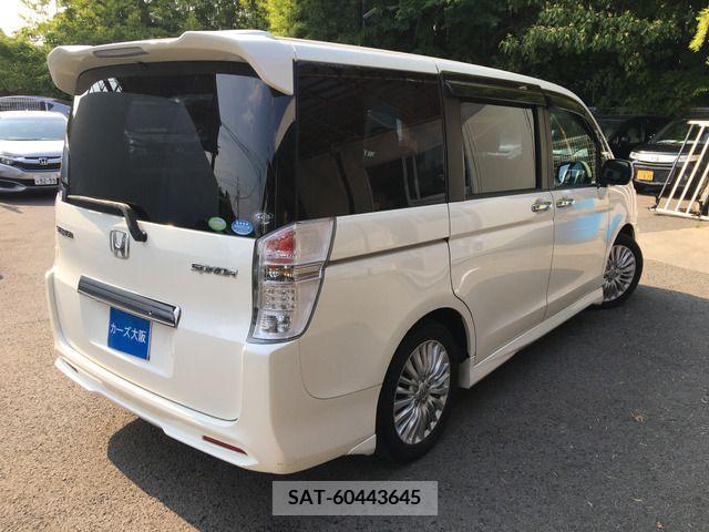 Honda STEP WGN 2011-09 324619-2