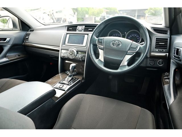 Toyota MARK X 2013-03 4230-1