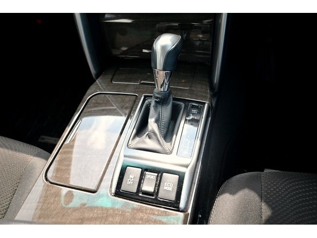 Toyota MARK X 2013-03 4230-18