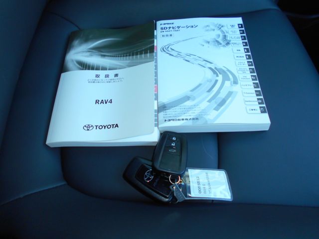 Toyota RAV4 2020-03 196107-25